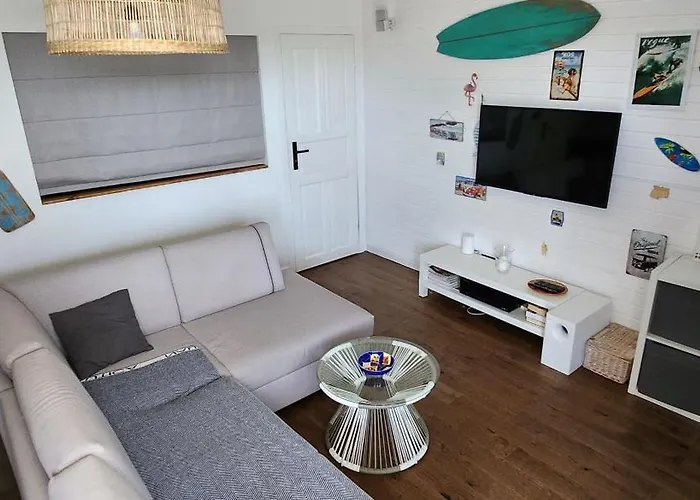 Mechelinki, Wysoki Standard. * Pierwoszyno